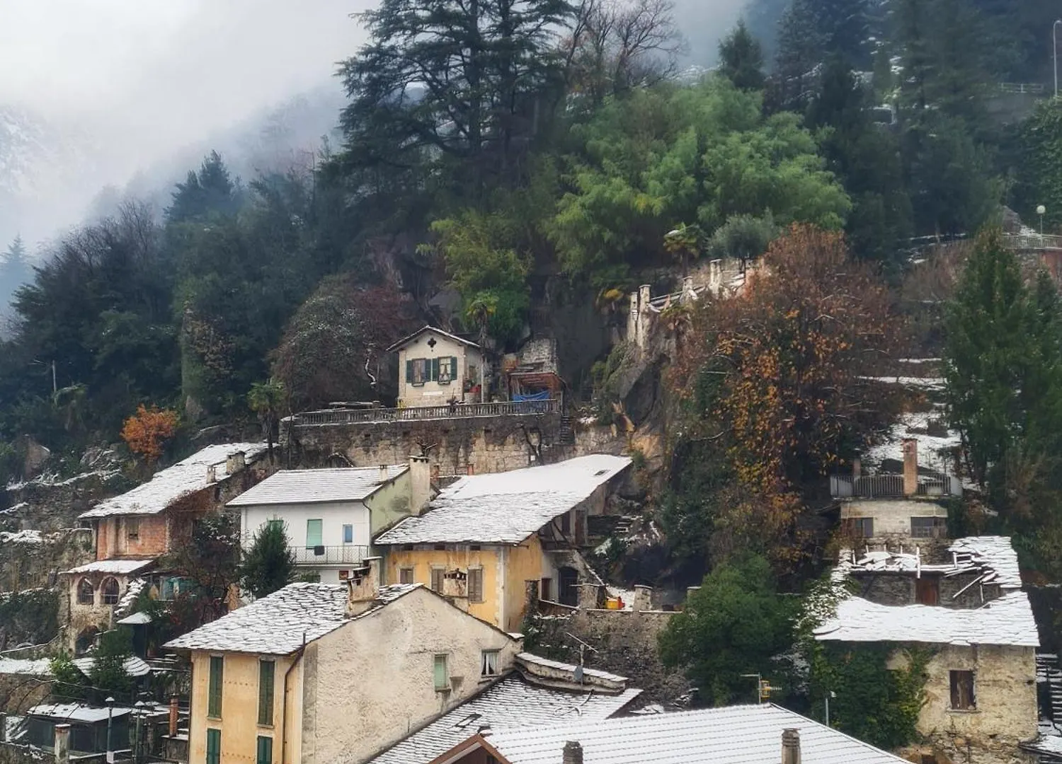 Homestay Casa Alce Apartment Chiavenna Italy